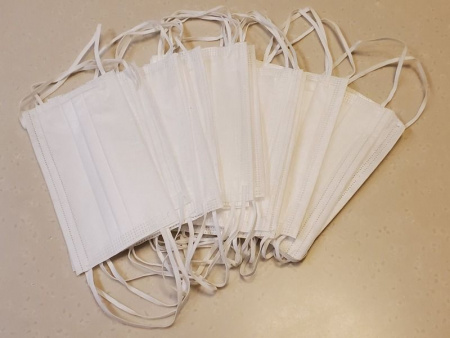 Фото Маска защитная трехслойная на резинке с фиксатором для носа (20шт.) | Инномарт
