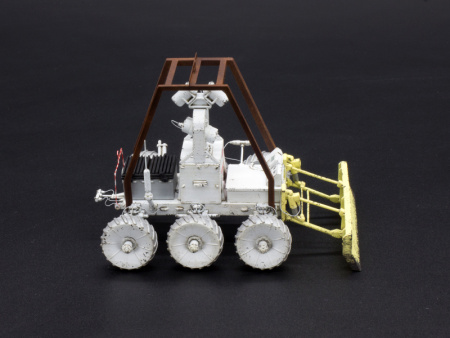 Фото Сборная модель Red Iron Models Сервисно-транспортный робот СТР-1, 1/35 | Инномарт