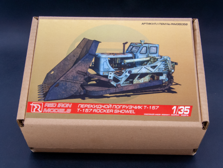 Фото Сборная модель Red Iron Models Перекидной погрузчик Т-157, 1/35 | Инномарт